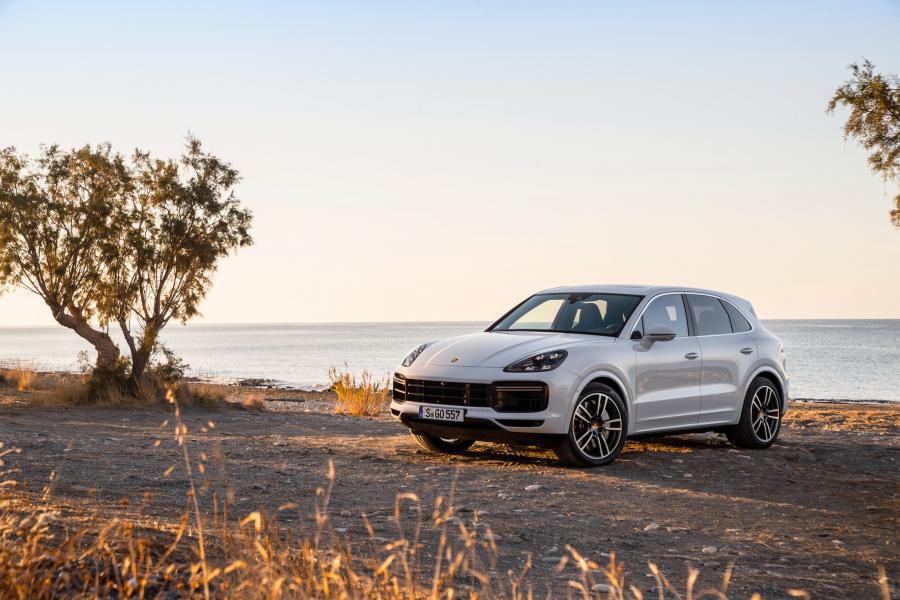  Porsche Cayenne Turbo 2017 года  (WW) (фото 15 из 45)